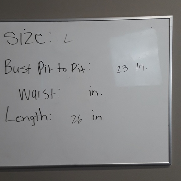 RENDEZVOUS short sleeve floral top size L - Picture 3 of 6